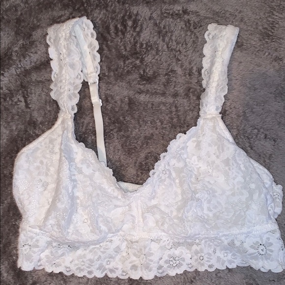 Size large white AERIE bralette - Picture 1 of 3